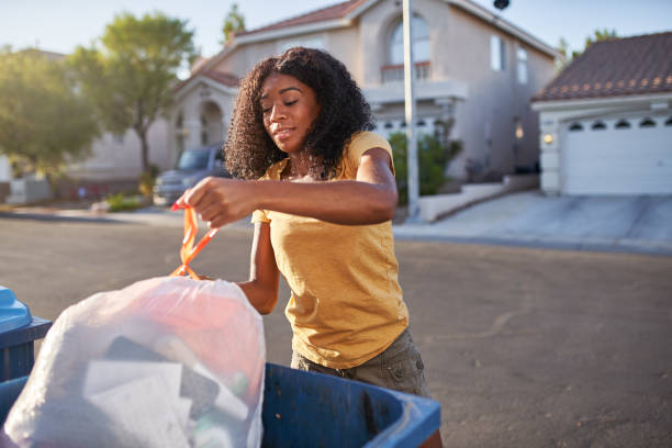 Commercial Cleanout Services in North Lima, OH