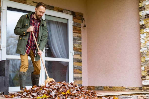 Best Construction Debris Removal  in North Lima, OH